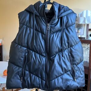 Zara Black Puffer Vest